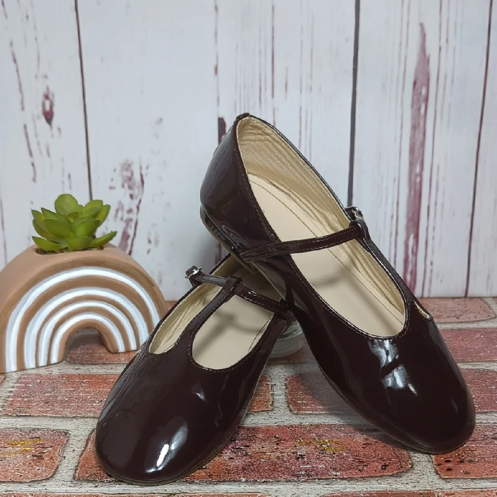 Zara Girls T-Strap Mary Janes Flats Brown Burgundy Patent‎ Leather Glossy 1.5